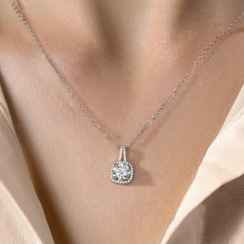 Certified 1ct Moissanite Diamond Necklace